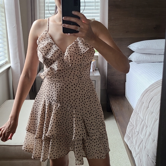 NWT Polka-dot Romper - Picture 7 of 8